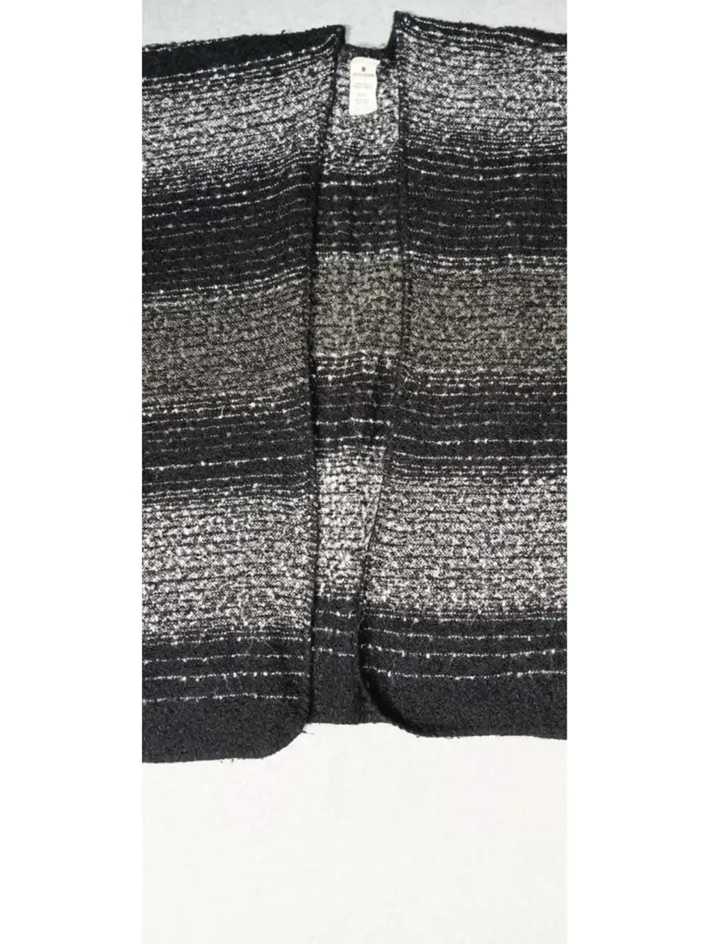 Woolrich Open Shaw Poncho Wrap Unisex One Size Black White And Grey Gray Knit